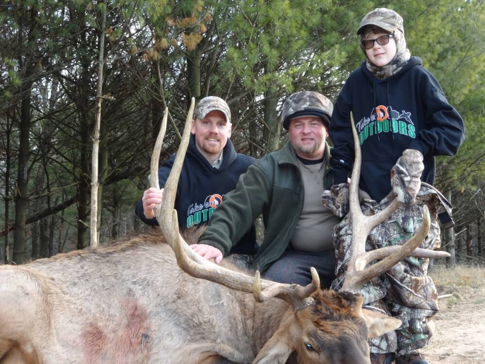 family deer hunting trips wi