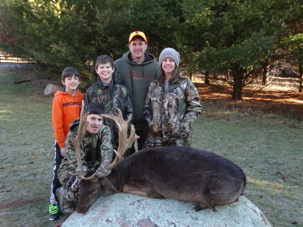 family deer hunting Wisconsin